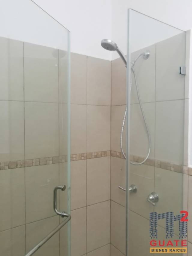 Apartamento de 217 m2 de construcción en Renta, Zona 10 - Miniatura 13