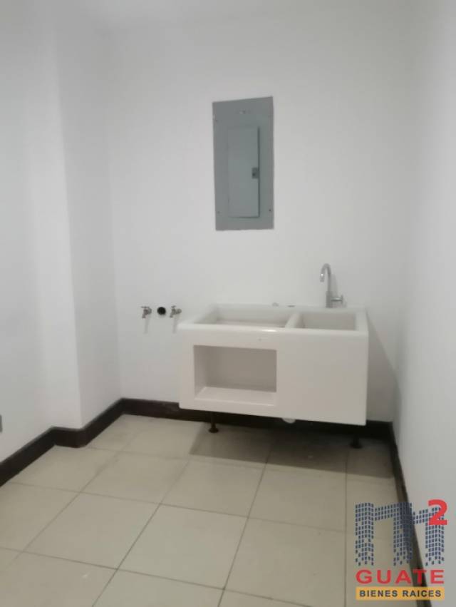 Apartamento de 217 m2 de construcción en Renta, Zona 10 - Miniatura 14