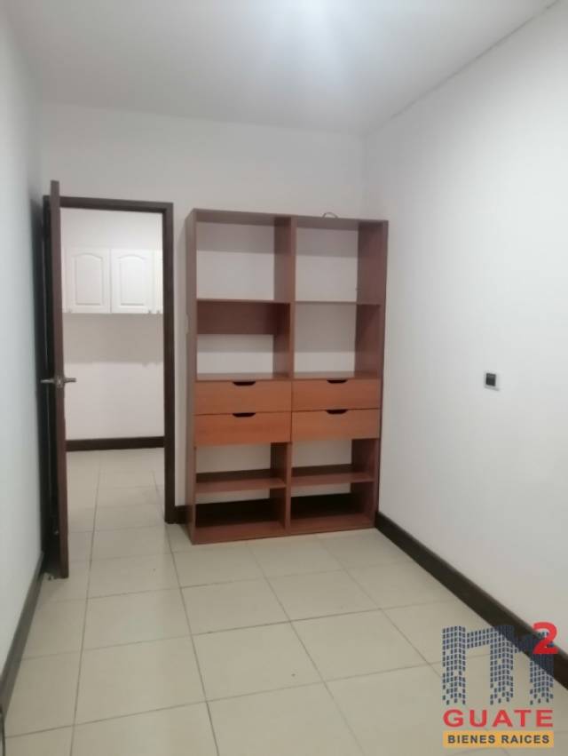 Apartamento de 217 m2 de construcción en Renta, Zona 10 - Miniatura 15