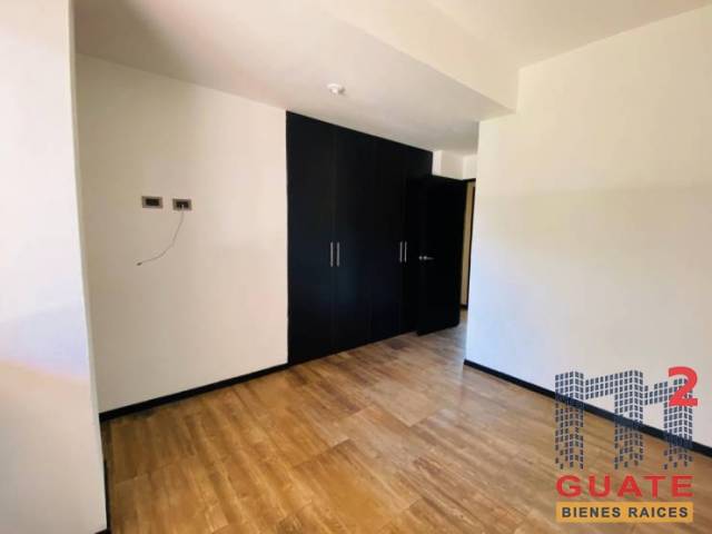 Apartamento de 165 m2 de construcción en Venta, Zona 16 - Miniatura 11