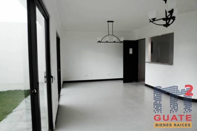 Casa de 166 m2 de construcción en Renta, Zona 16 - Image 2
