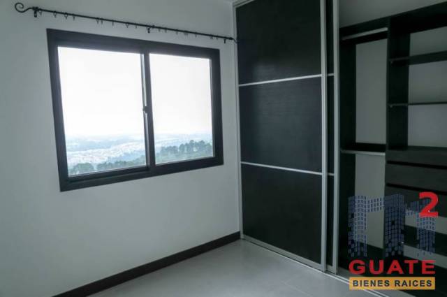 Casa de 166 m2 de construcción en Renta, Zona 16 - Image 4