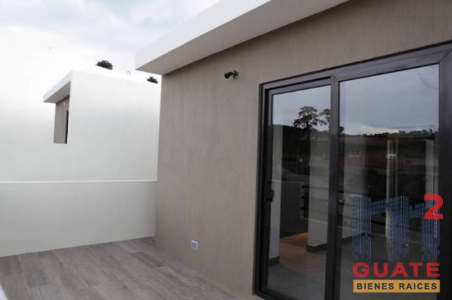 Casa de 166 m2 de construcción en Renta, Zona 16 - Miniatura 12