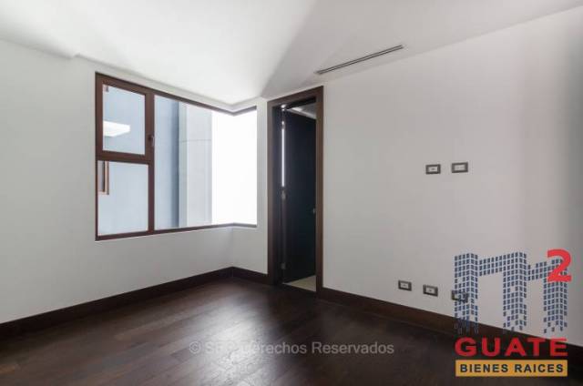 Apartamento de 276.48 m2 de construcción en Renta, Zona 15 - Miniatura 10