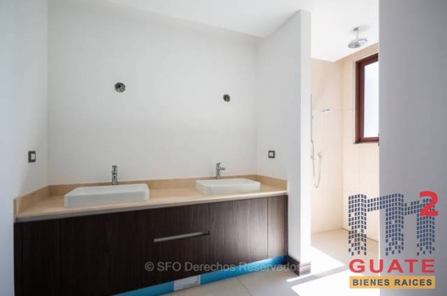 Apartamento de 276.48 m2 de construcción en Renta, Zona 15 - Miniatura 13