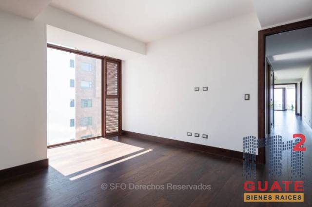 Apartamento de 276.48 m2 de construcción en Renta, Zona 15 - Miniatura 14