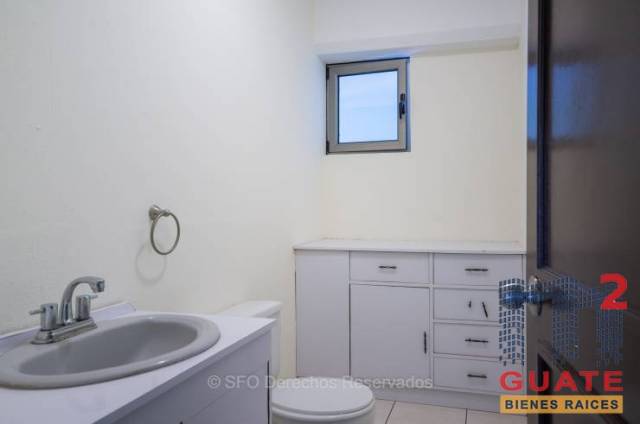 Apartamento de 246.52 m2 de construcción en Renta, Zona 14 - Miniatura 14