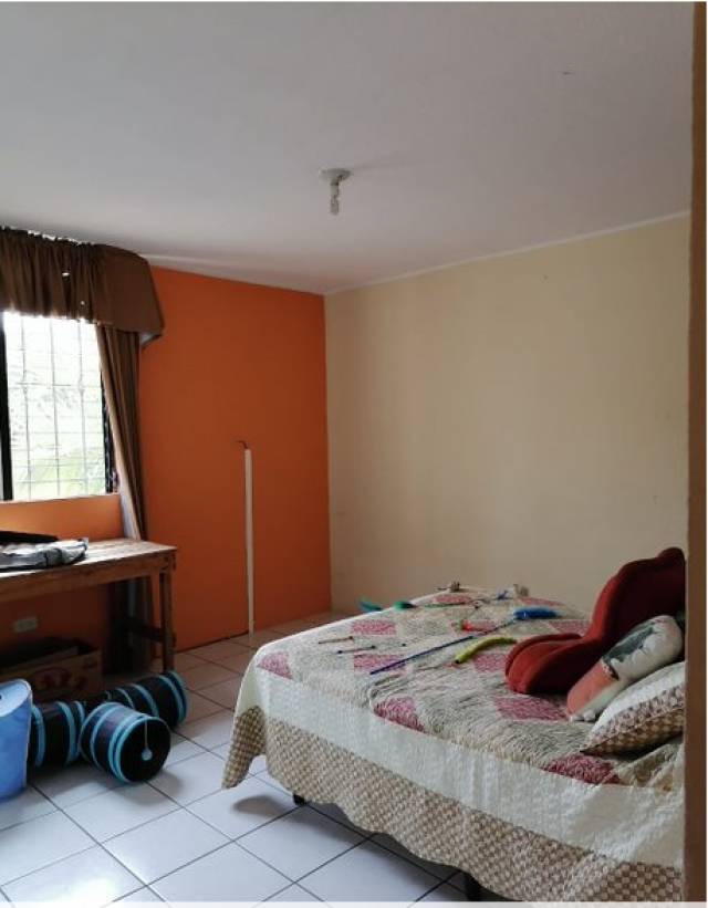 (+1) Casa Jardines de las Charcas, Zona 11 - Image 5