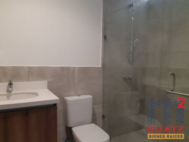 Apartamento de 126 m2 de construcción en Renta, Zona 14 - Miniatura 8