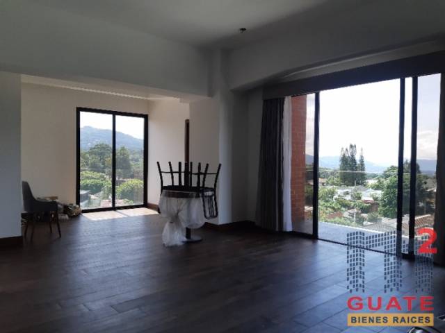 Apartamento de 126 m2 de construcción en Renta, Zona 14 - Miniatura 9