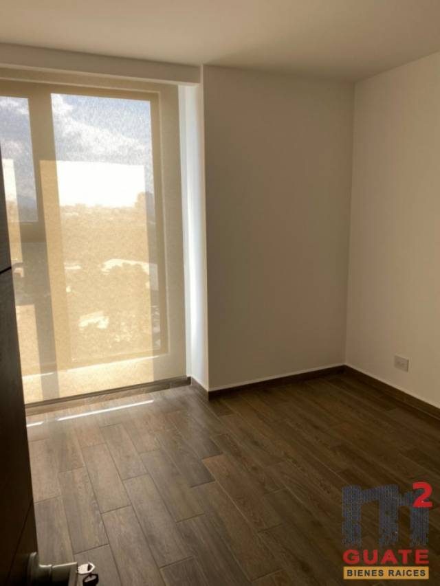 Apartamento de 123 m2 de construcción en Renta, Zona 15 - Image 2