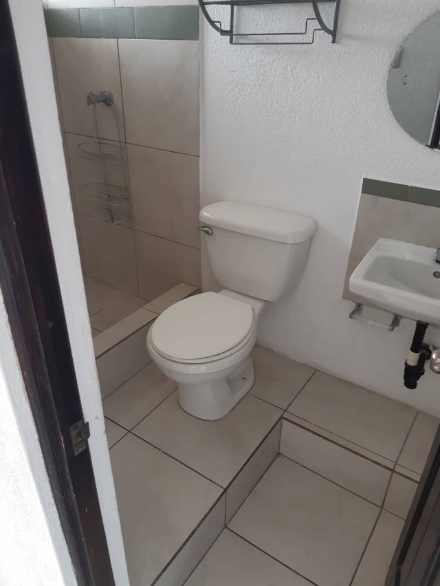 (+1) Apartamento Zona 15 - Image 5