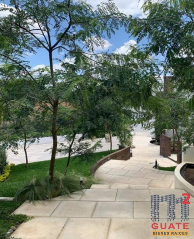 Casa de 340.43 m2 de construcción en Venta, Zona 16 - Miniatura 15