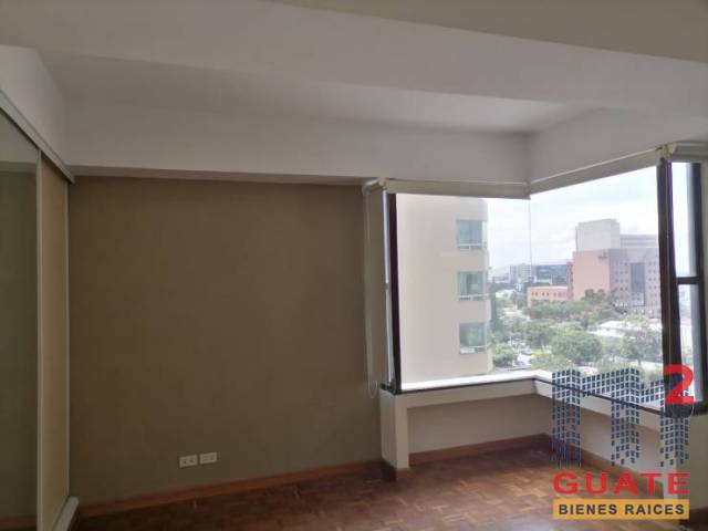 Apartamento de 134.17 m2 de construcción en Venta, Zona 10 - Miniatura 9