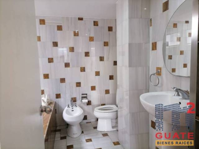 Apartamento de 134.17 m2 de construcción en Venta, Zona 10 - Miniatura 10
