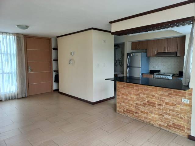 Alquilo Apartamento en Zona 14 - Miniatura 6