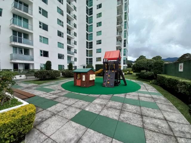 Alquilo Apartamento en Zona 14 - Miniatura 12