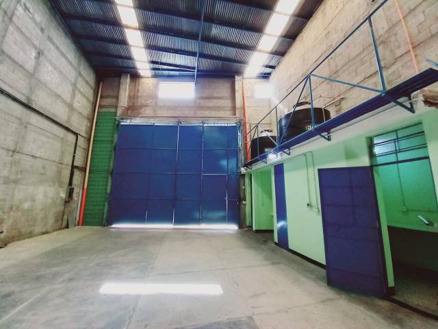 Amplia Bodega Comercial en Renta Lo de Coy Mixco - Image 2