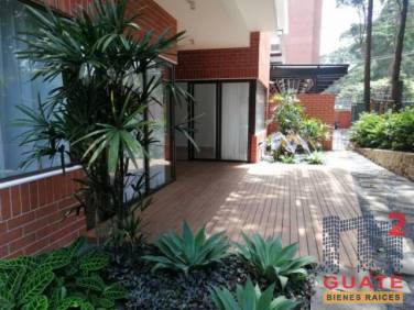 Apartamento de 234 m2 de construcción en Renta, Zona 10 - Image 1