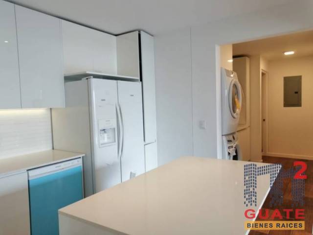 Apartamento de 234 m2 de construcción en Renta, Zona 10 - Miniatura 9