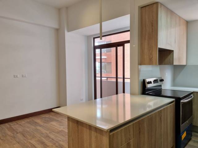 Apartamento en Renta Zona 10 Salvattore, 2 habitaciones - Image 2