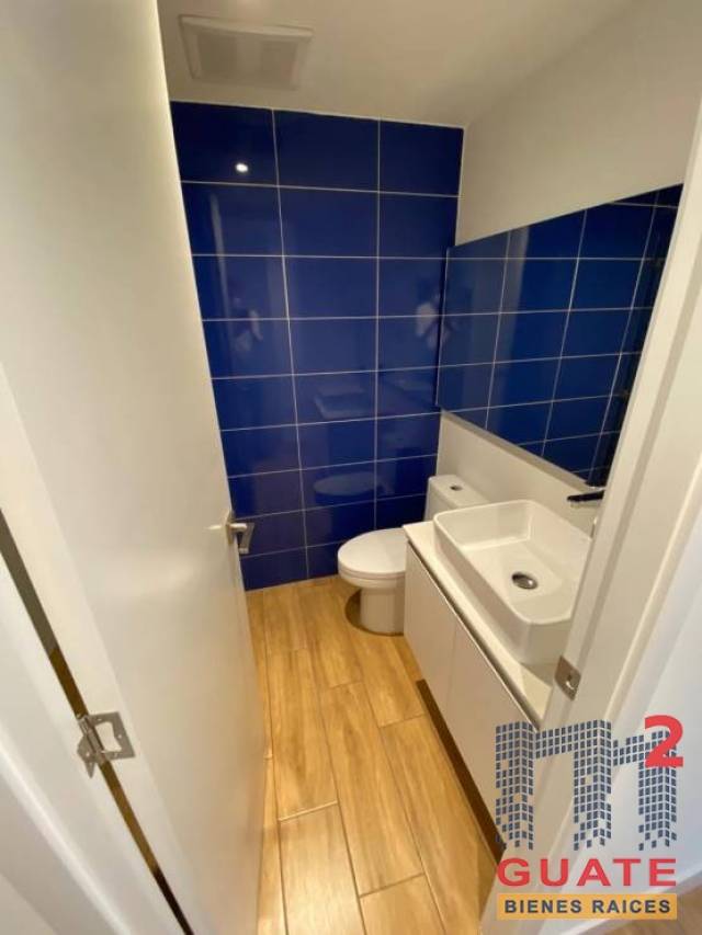 Apartamento de 59.48 m2 de construcción en Venta, Zona 04 - Image 1
