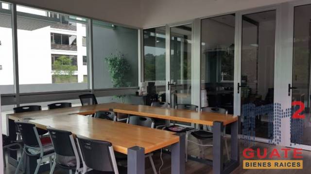 Oficina de 60 m2 de construcción en Venta, Zona 15 - Miniatura 8