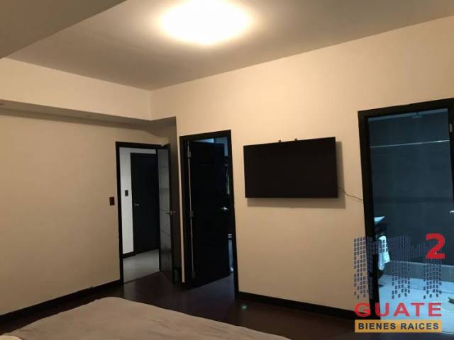 Apartamento de 159 m2 de construcción en Venta, Zona 16 - Miniatura 8