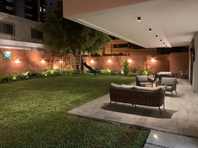 #AquiVivo | (+1) Apartamento Novus, zona 14 - Miniatura 2
