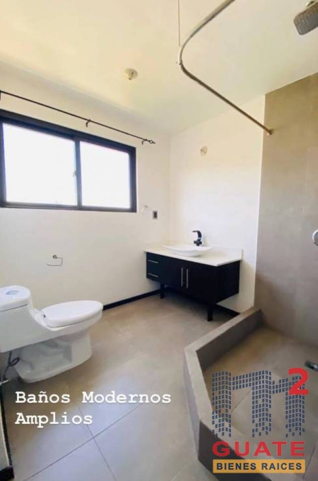 Apartamento de 165 m2 de construcción en Venta, Zona 16 - Image 3