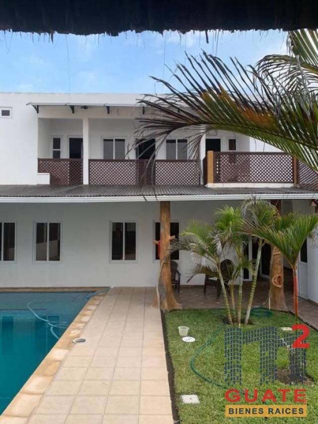 Casa de 230 m2 de construcción en Venta, Monterrico - Image 3