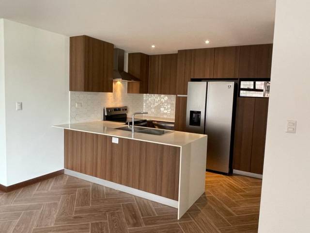 #AquiVivo | (+1) Apartamento Ikaria, zona 15 - Miniatura 4