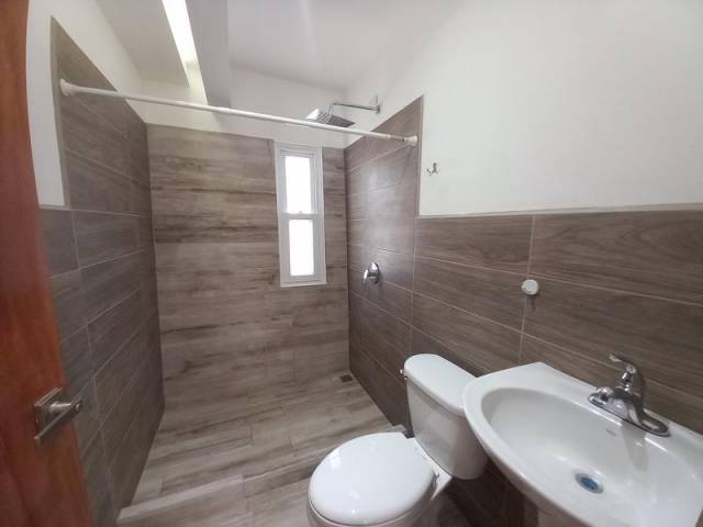 Apartamento en Renta de 3 habitaciones en San Cristobal - Image 4
