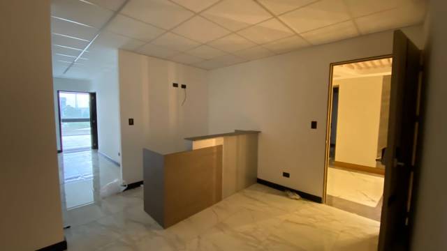 Clinica en renta en zona 10 - Image 3