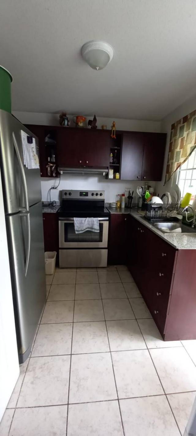 CityMax Antigua renta casa en residencial de San Miguel Dueñas - Miniatura 5