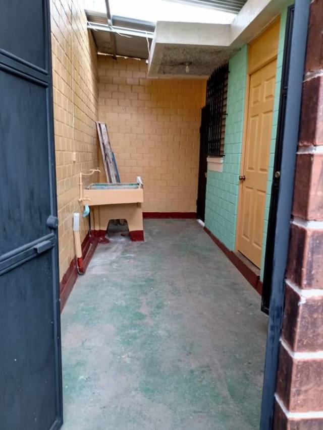 Casa en Venta de Un Nivel Ciudad Quetzal - Image 3