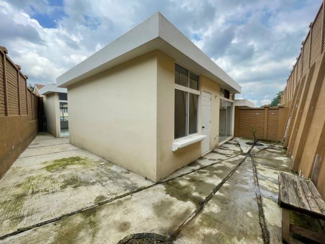 Casa en venta dentro de condominio en Santiago Sacatepequez - Image 3