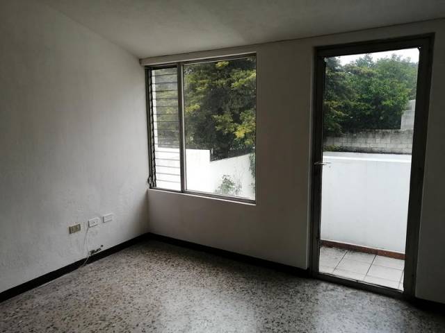 Casa en Venta Colonia Residencial San Cristóbal B-2 - Image 2