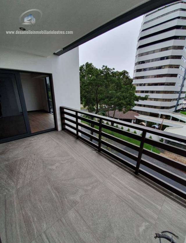 APARTAMENTO EN VENTA PARA INVERSION EN EDIFICIO IKONIA ZONA 14. - Miniatura 3