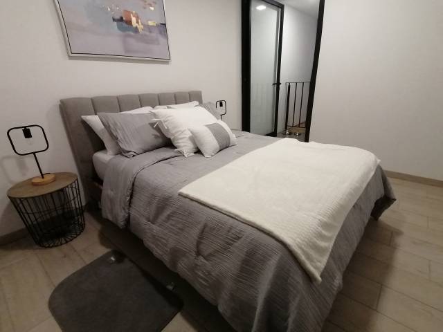 Apartamento en Venta Zona 12 frente Plaza Maderos - Miniatura 7