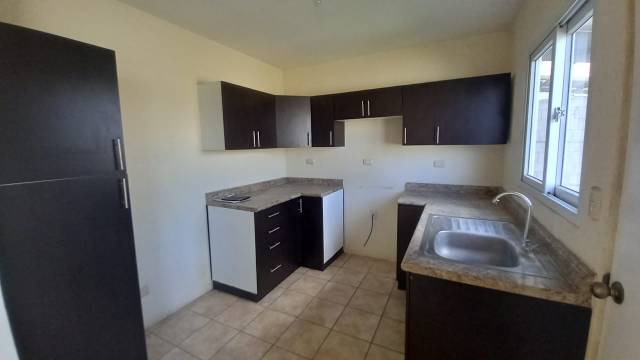 CASA EN VENTA EN VILLA NUEVA - Image 3