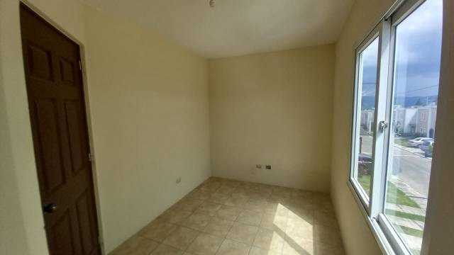 CASA EN VENTA EN VILLA NUEVA - Image 4