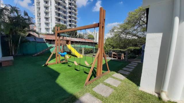 APARTAMENTO EN RENTA EN EXCLUSIVO CONDOMINIO ZONA 10 - Miniatura 14