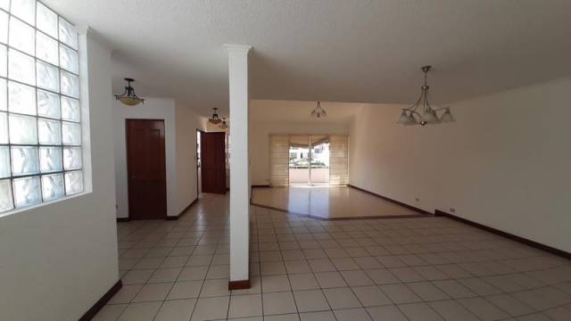 APARTAMENTO EN RENTA EN EXCLUSIVO CONDOMINIO ZONA 10 - Miniatura 15