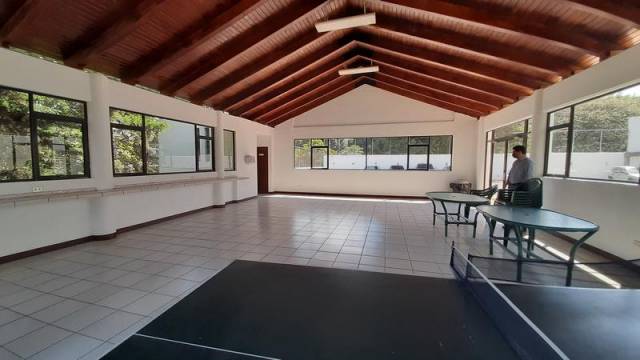 APARTAMENTO EN RENTA EN EXCLUSIVO CONDOMINIO ZONA 10 - Miniatura 16