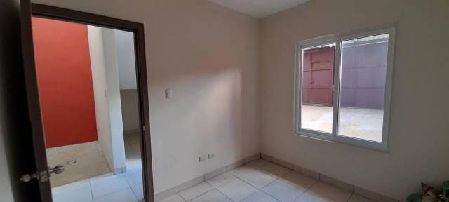 CityMax Antigua Vende casa a metros de CA-Interamericana Santiago Sacatepéquez - Image 2