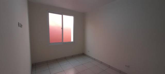 CityMax Antigua Vende casa a metros de CA-Interamericana Santiago Sacatepéquez - Miniatura 8