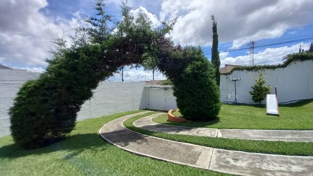 TERRENO EN VENTA EN SAN CRISTOBAL CERCA DE BALCONES - Image 3