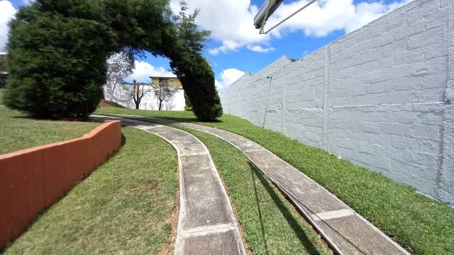 TERRENO EN VENTA EN SAN CRISTOBAL CERCA DE BALCONES - Image 4