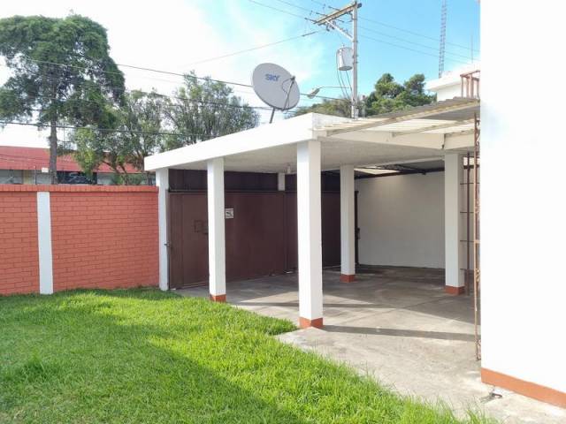HERMOSA CASA EN VENTA JARDINES DE LA ASUNCIÓN ZONA 5 - Miniatura 16